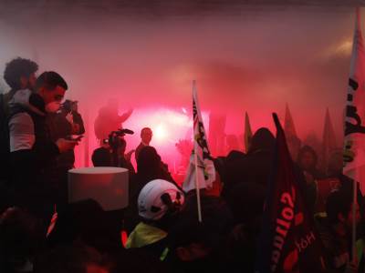 lvmh protest u parizu.jpg  lvmh protest u parizu.jpg