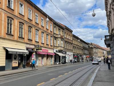 Zagreb.jpg Zagreb.jpg