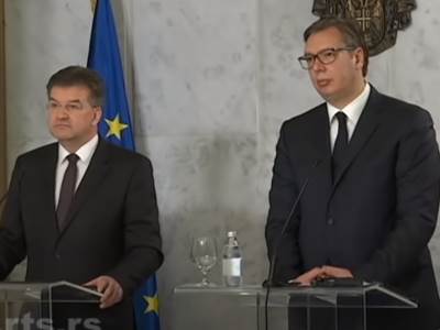 Aleksandar Vučić, Lajčak  Aleksandar Vučić, Lajčak
