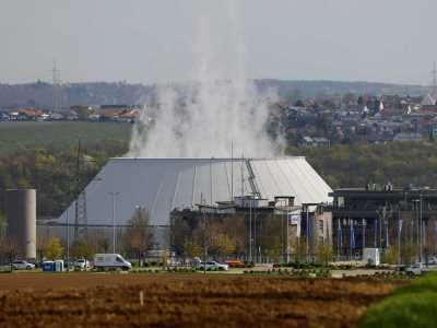 11414289 (1).jpg  11414289 (1).jpg