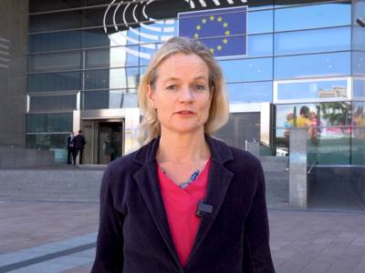 Viola Fon Kramon  Viola Fon Kramon