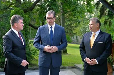 sastanak vučić lajček eskobar (2).jpg  sastanak vučić lajček eskobar (2).jpg