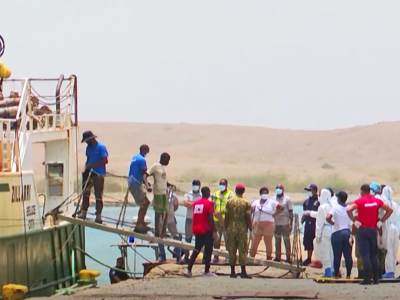 Brodolom migranata (2).jpg  Brodolom migranata (2).jpg