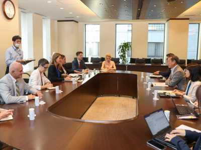 3 (1).jpg  3 (1).jpg