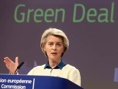 ursula.jpg  ursula.jpg