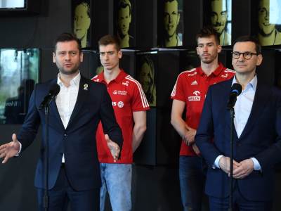 poljski ministar sporta.jpg  poljski ministar sporta.jpg