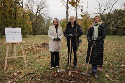 Nestlé sadnja_1 copy.jpg  Nestlé sadnja_1 copy.jpg