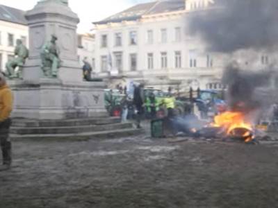 Brisel.jpg  Brisel.jpg