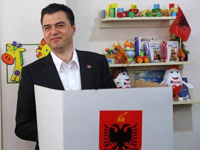 Ljuljzim Baša.jpg Ljuljzim Baša.jpg